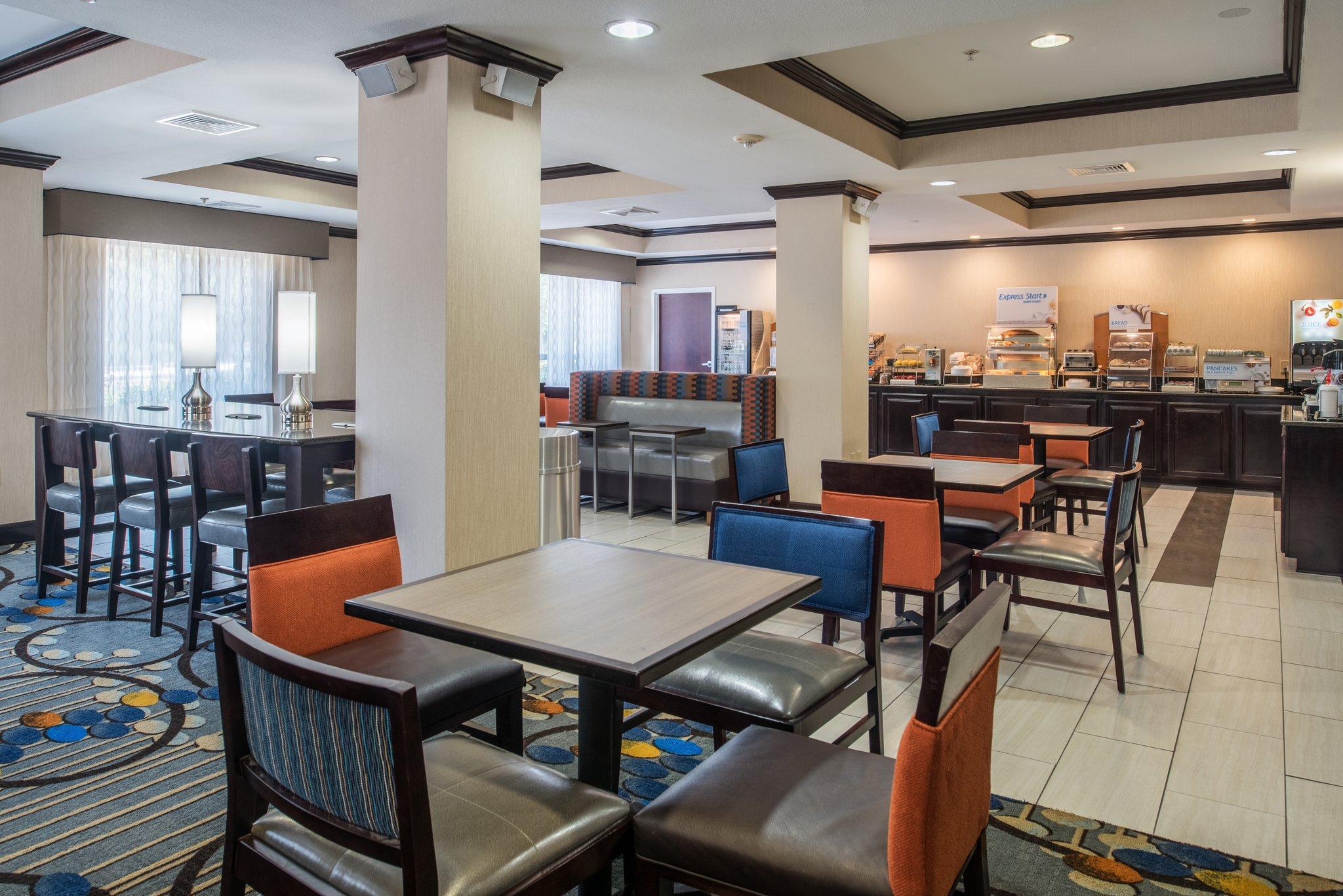 Holiday Inn Express Hotel & Suites West Monroe By Ihg Exteriör bild